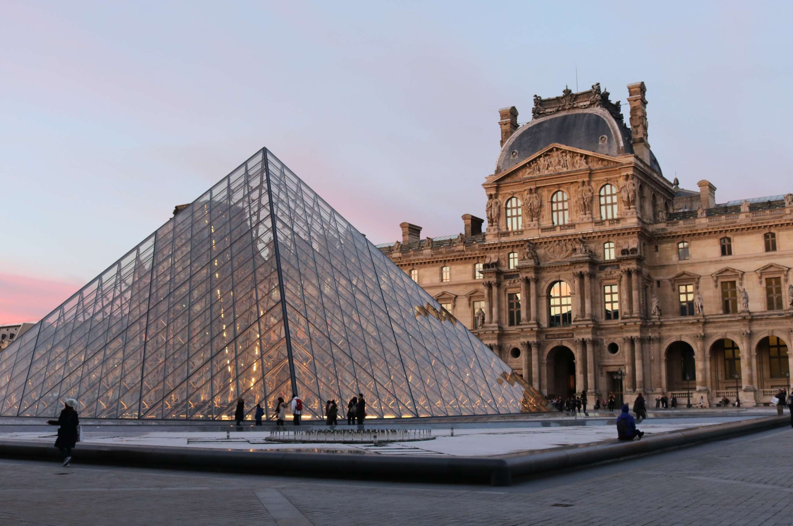 Paris Private Walking Tours with Expert Guides